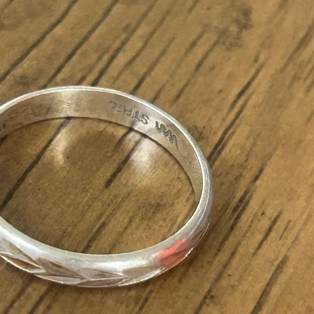 Elegant Sterling Silver Patterned Hoop Earrings and Band Ring Set